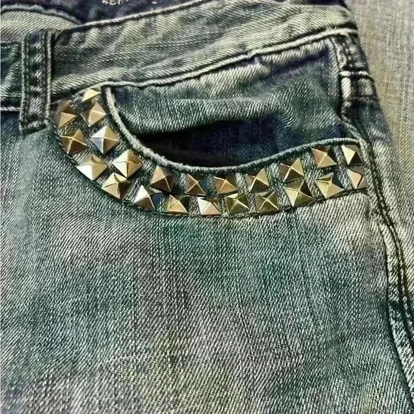 EXPRESS Studded Stella Bootcut Distressed Jeans - Picture 3 of 8